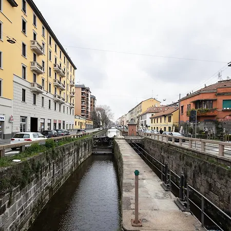 아파트 Flora 57 - Splendido Loft Nel Cuore Dei Navigli 밀라노