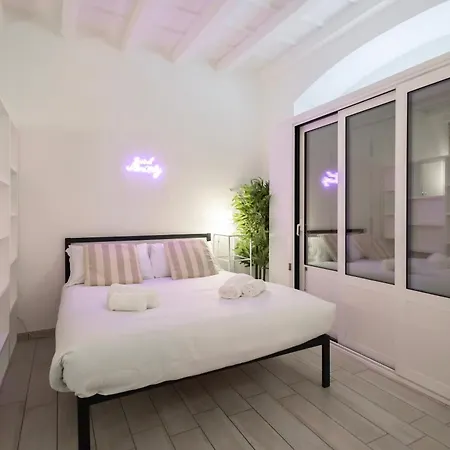 Flora 57 - Splendido Loft Nel Cuore Dei Navigli Apartment