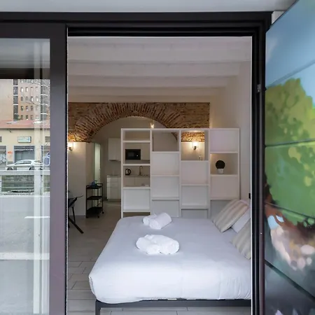Flora 57 - Splendido Loft Nel Cuore Dei Navigli 밀라노