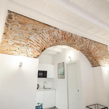 아파트 Flora 57 - Splendido Loft Nel Cuore Dei Navigli *