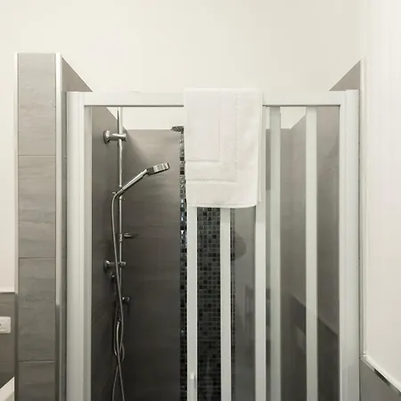 아파트 Flora 57 - Splendido Loft Nel Cuore Dei Navigli