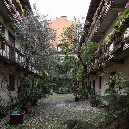 Flora 57 - Splendido Loft Nel Cuore Dei Navigli 밀라노