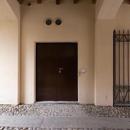 Flora 57 - Splendido Loft Nel Cuore Dei Navigli Apartment Milan